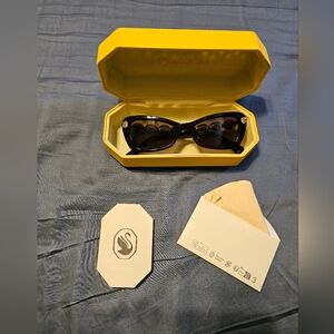 EUC Yellow Swarovski Crystal Tortoise Shell Sunglasses with Bright Yellow Case